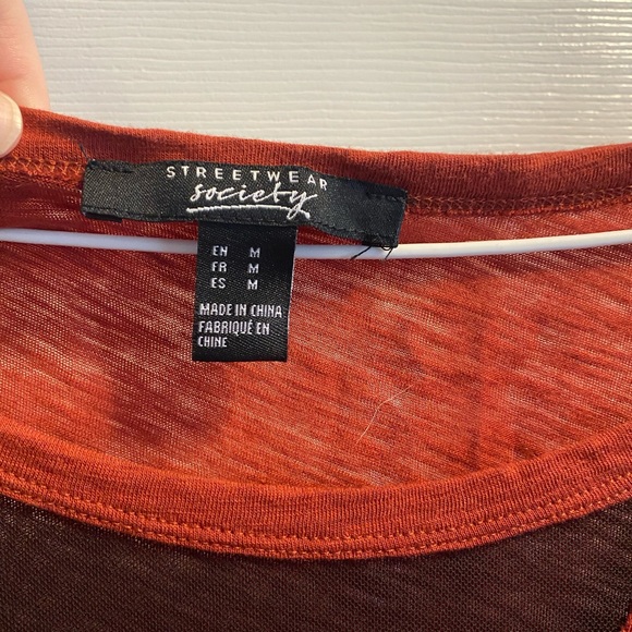 Burnt orange lace front shirt - Picture 3 of 3